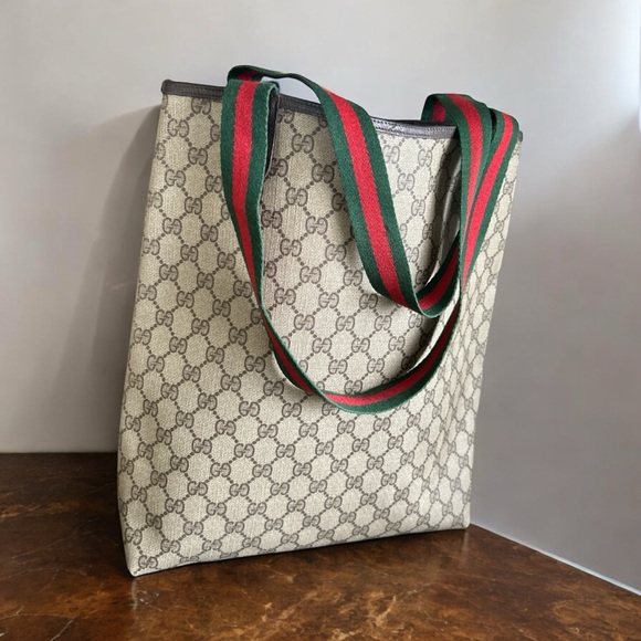 Authentic Gucci Tote Bag with Cherryline - Picture 8 of 16